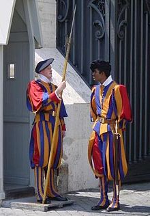 Pontifical_Swiss_Guards