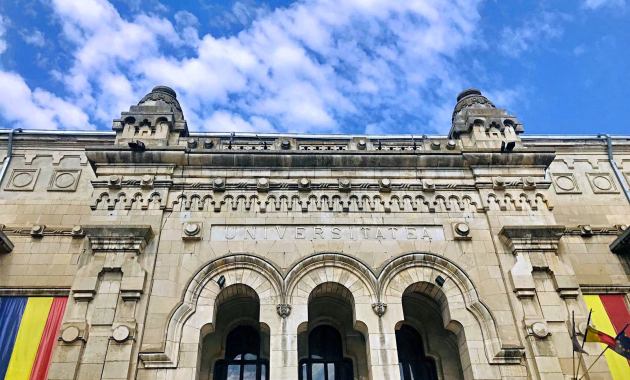 Universitatea „Dunarea de Jos" din Galati