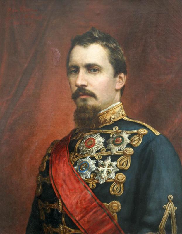 Statuia regelui Carol I în fața Palatului Regal, simbolizând Ziua Națională din 10 Mai, dedicată regalității României